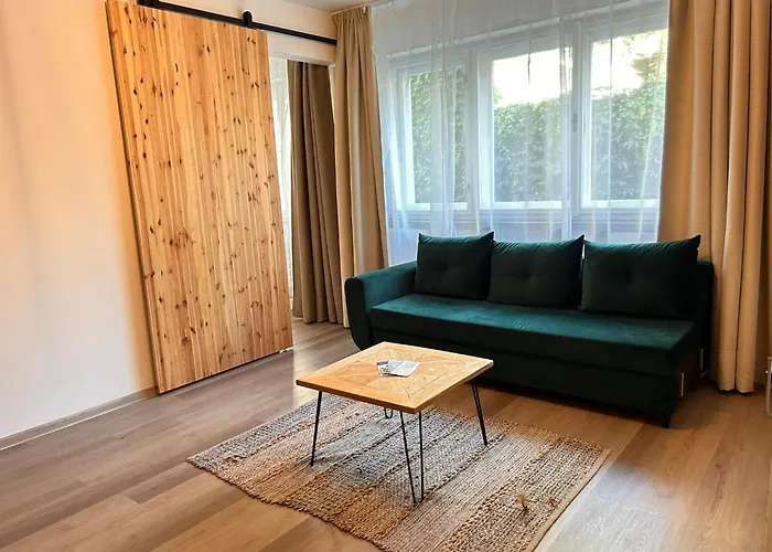 Apartment 1 In The Bank House